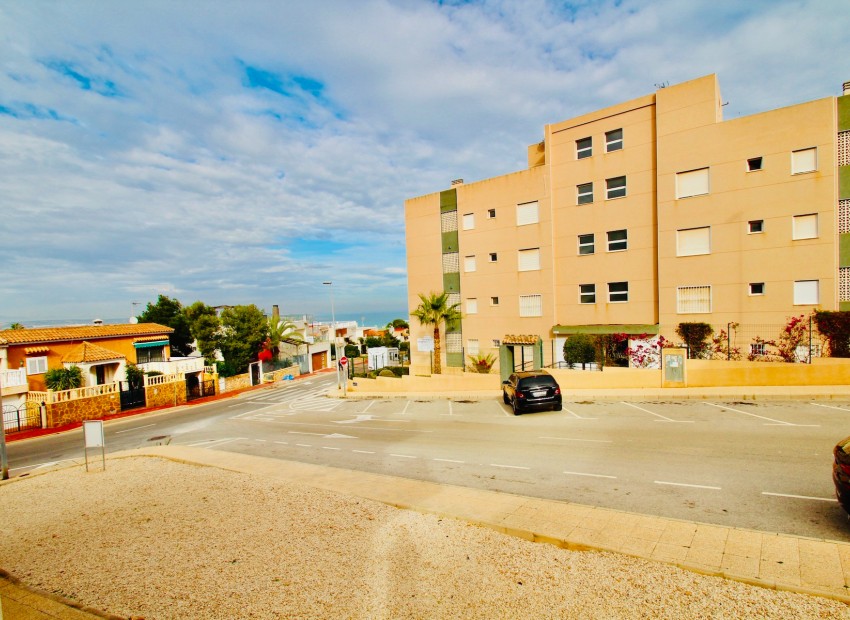 Alquiler a largo plazo - Apartamento -
Torrevieja - La Mata
