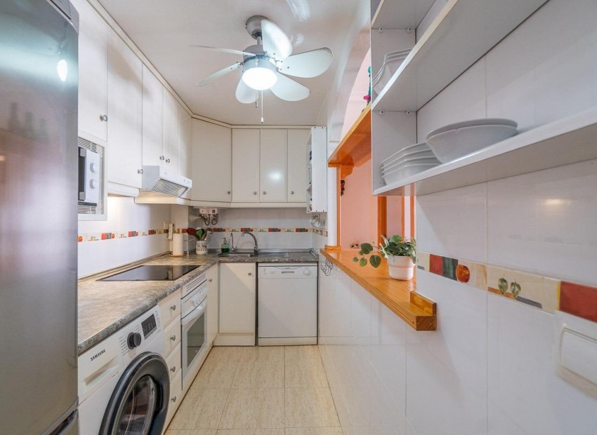 Alquiler a largo plazo - Flat -
Torrevieja - La Mata