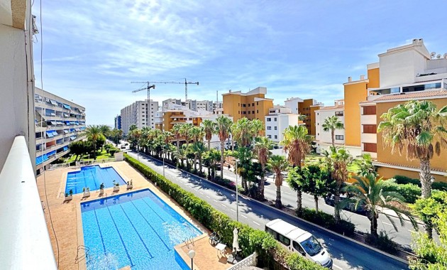 Apartamento - Venta - Torrevieja - Rocio del mar