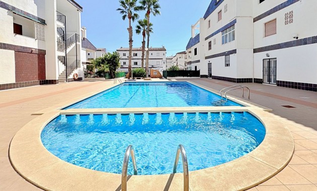 Apartamento - Venta - Torrevieja - Rocio del mar
