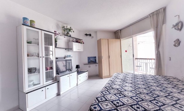 Apartment - Sale - Torrevieja -
                Habaneras