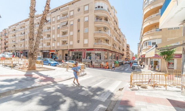 Flat - Venta - Torrevieja -
                Centro