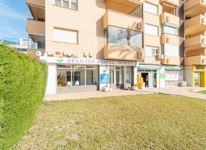 Long time Rental - Commercial Unit -
Orihuela Costa - La Zenia