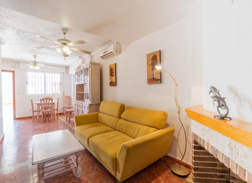 Long time Rental - Terraced house -
Orihuela Costa - La Zenia
