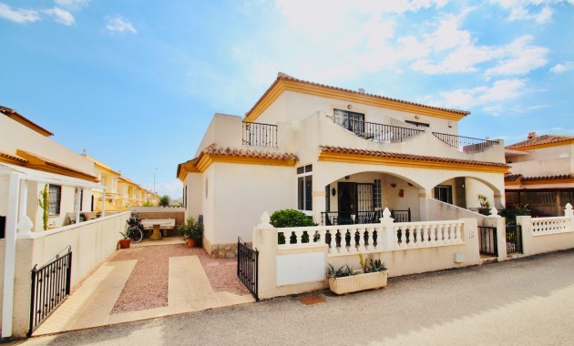 Quad - Resale - Playa Flamenca -
                Playa Flamenca