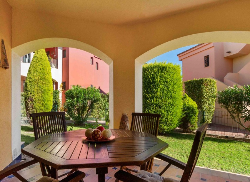 Resale - Bungalow -
Torrevieja - Punta prima