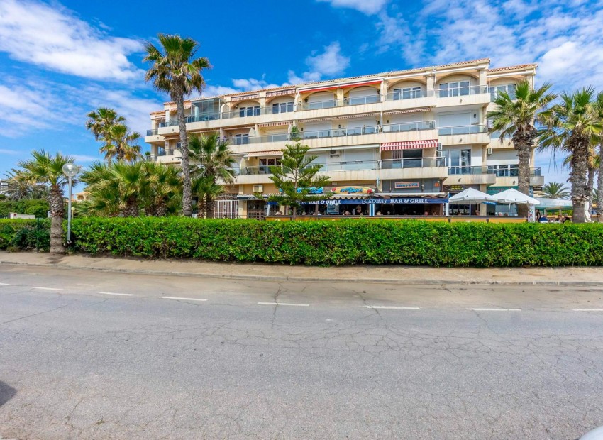 Resale - Flat -
Orihuela Costa - Playa Flamenca