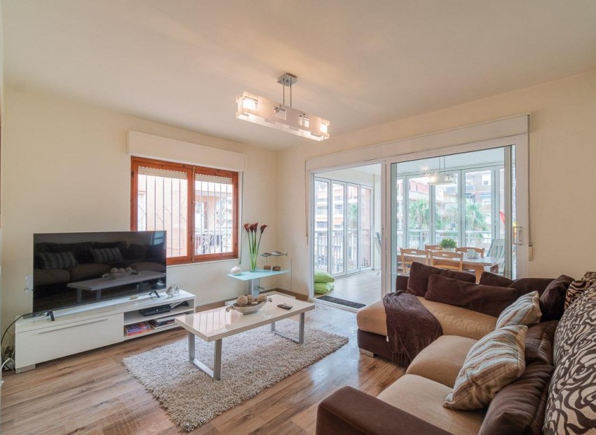 Resale - Flat -
Torrevieja - Playa de los Naufragos