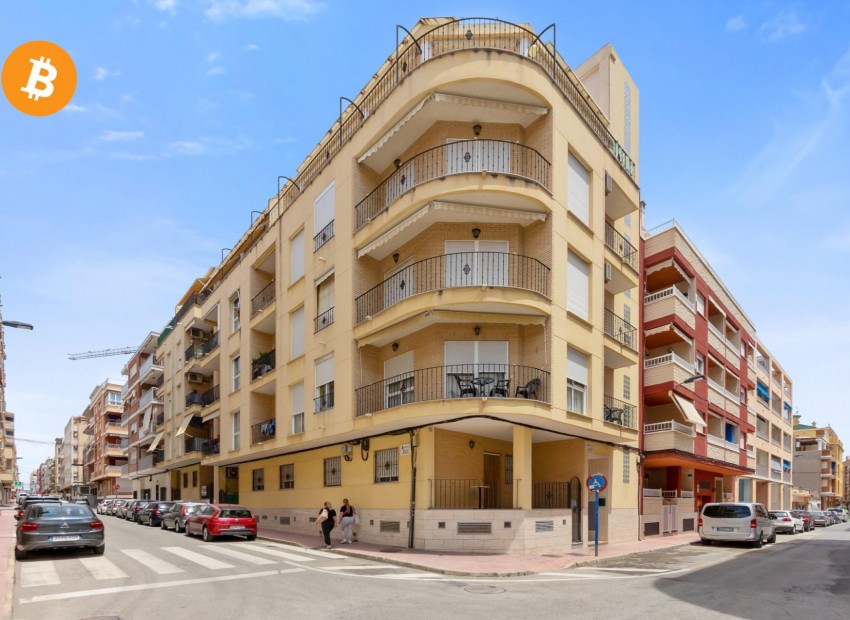 Resale - Flat -
Torrevieja - Playa del cura