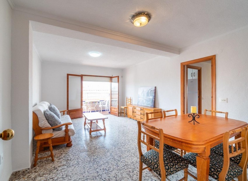 Resale - Penthouse -
Torrevieja - Playa de los Naufragos