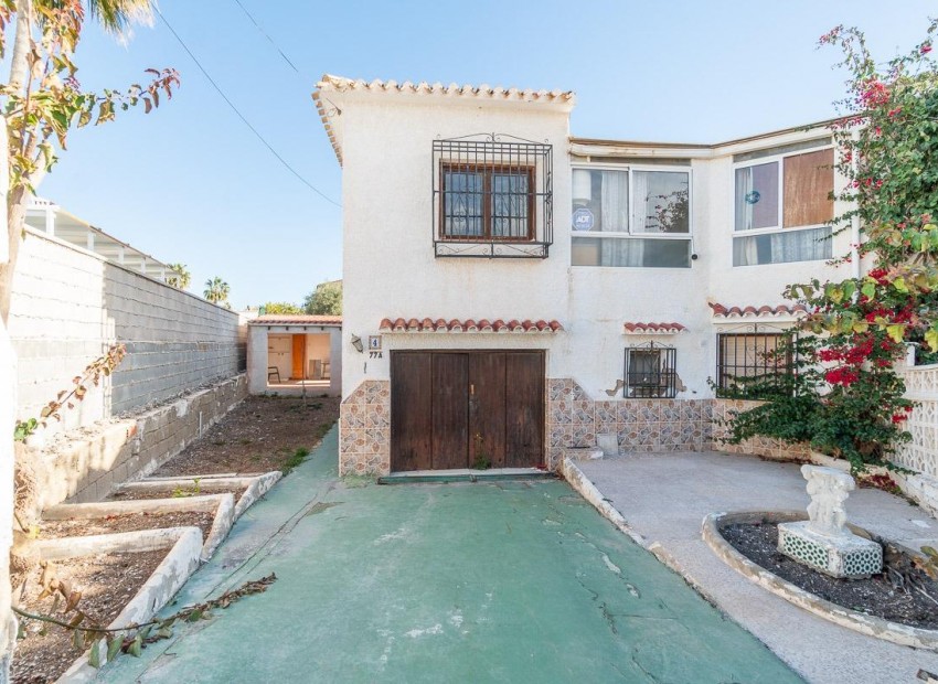 Resale - Semi -
Orihuela Costa - Punta Prima