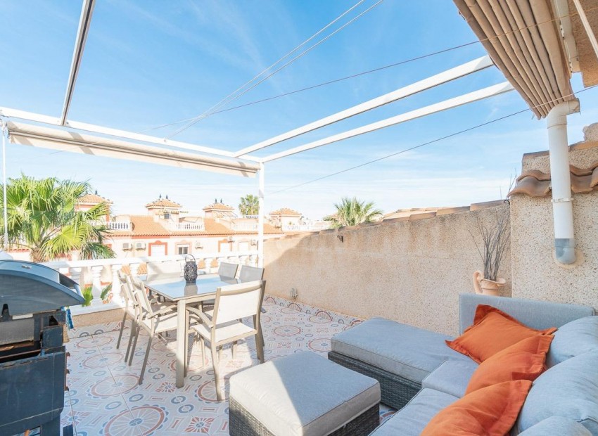 Resale - Terraced house -
Orihuela Costa - Playa Flamenca