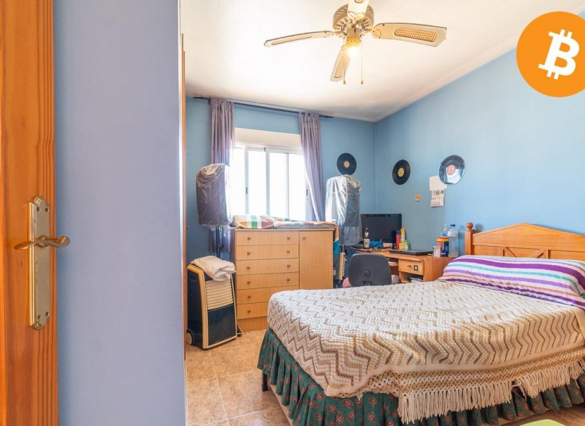 Resale - Terraced house -
Torrevieja - Lago jardin