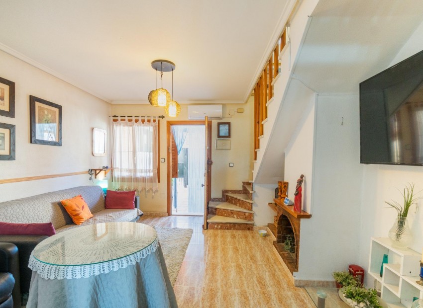 Resale - Terraced house -
Torrevieja - Los Balcones - Los Altos del Edén