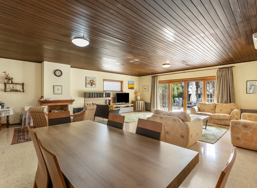 Resale - Villa -
Orihuela Costa - Las Filipinas