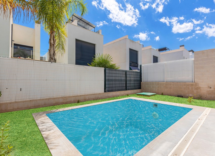 Resale - Villa -
Orihuela Costa - Pau 26