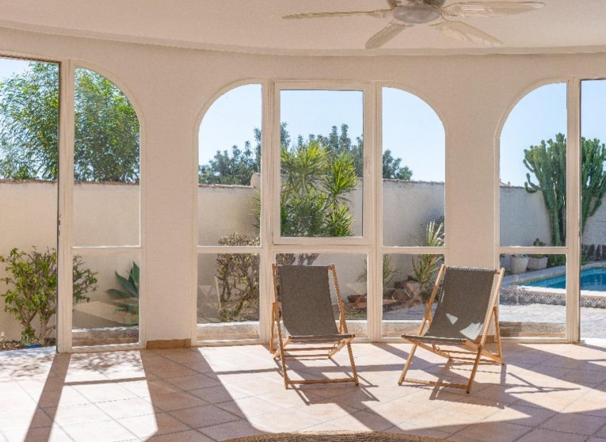 Resale - Villa -
Orihuela Costa - Playa Flamenca