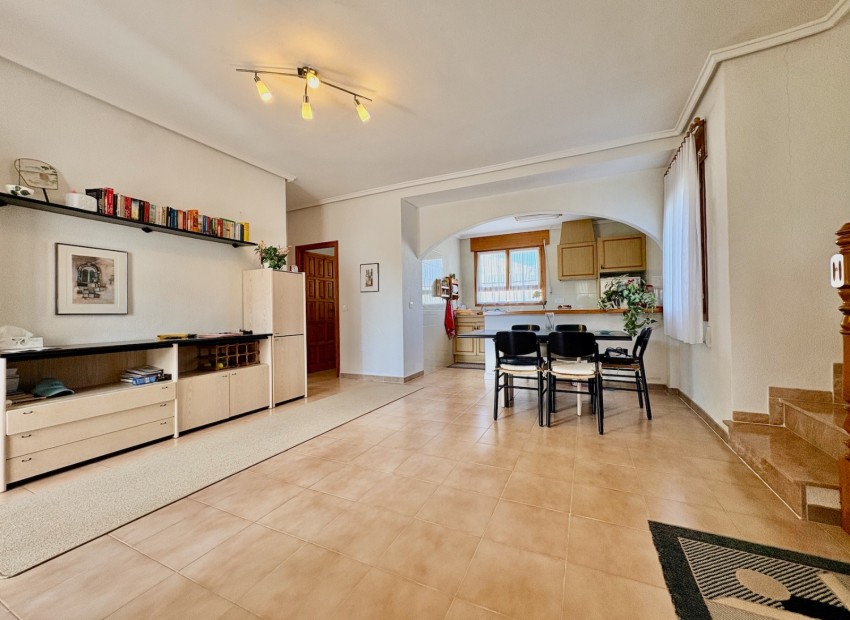 Resale - Villa -
Rojales - Ciudad Quesada