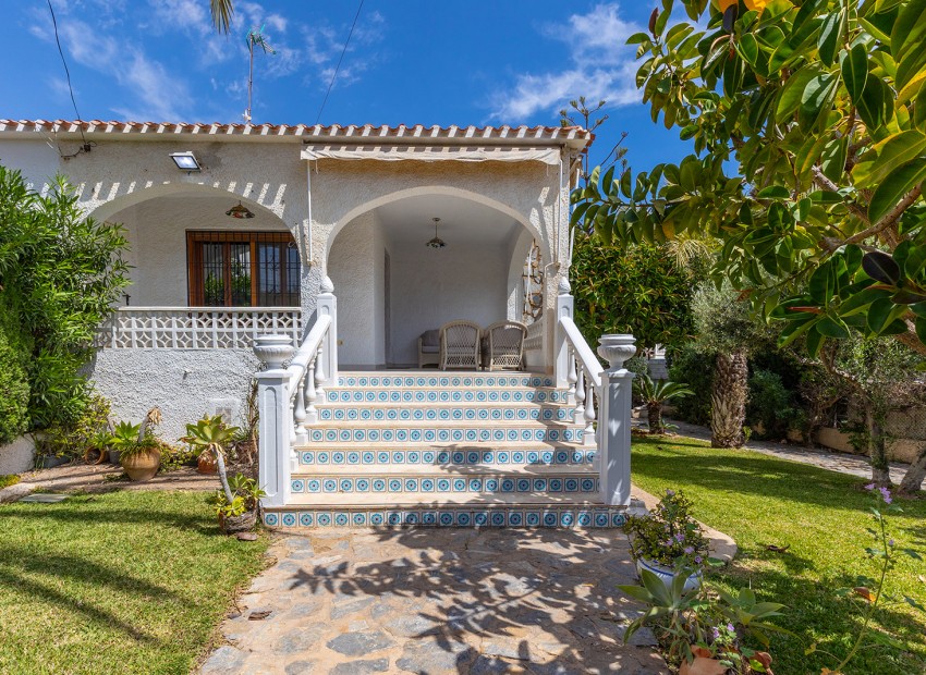 Resale - Villa -
Torrevieja - Rocio del mar