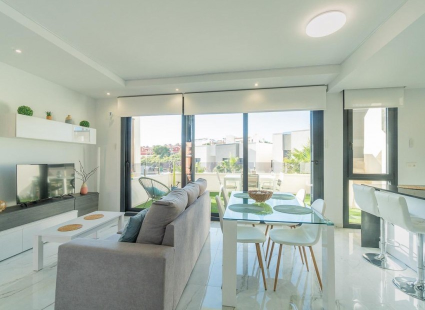 Resale - Wohnung -
Orihuela Costa - PAU 26