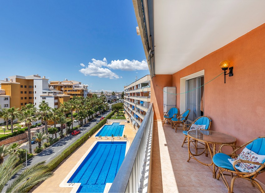 Resale - Wohnung -
Torrevieja - Rocio del mar