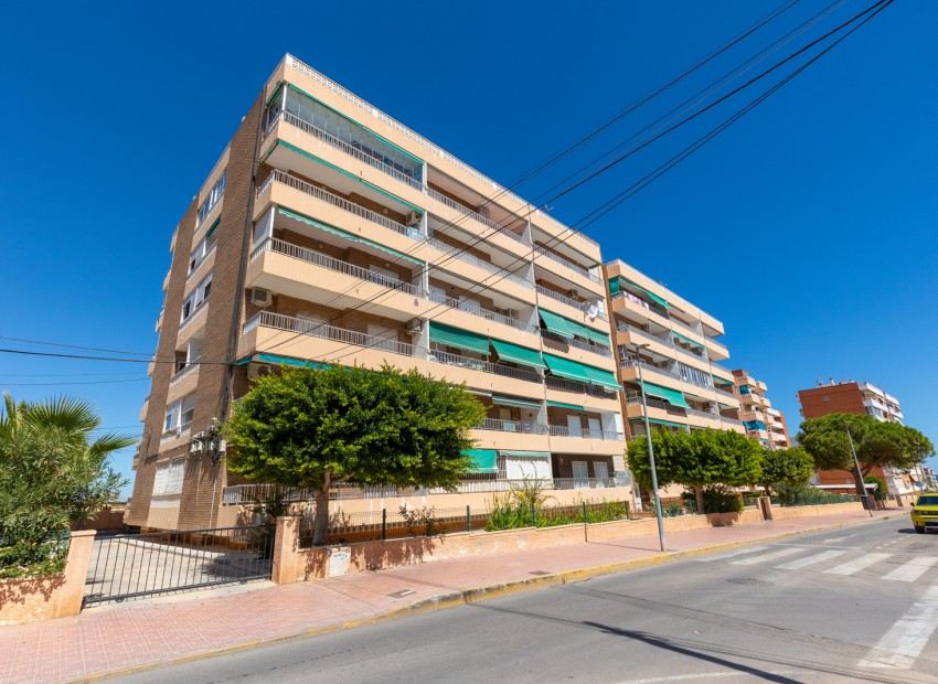 Resale - Wohnung -
Torrevieja - Rocio del mar