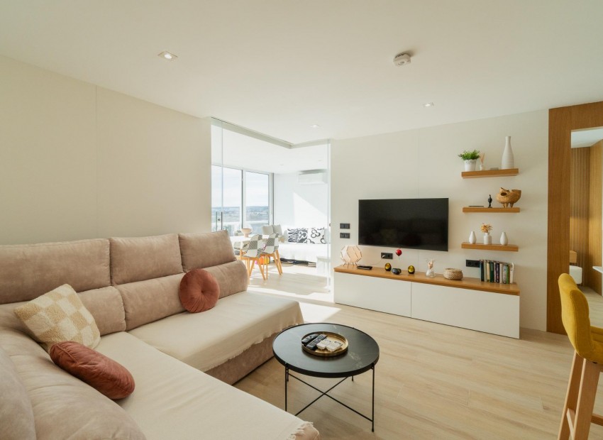 Sale - Apartment -
Guardamar del Segura - Puerto Deportivo