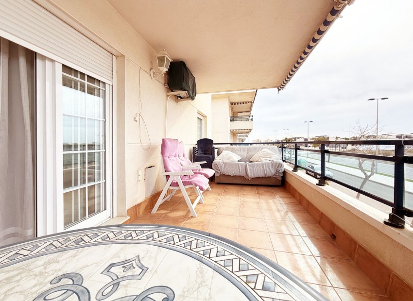 Sale - Apartment -
Pilar de la Horadada - Torre de la Horadada