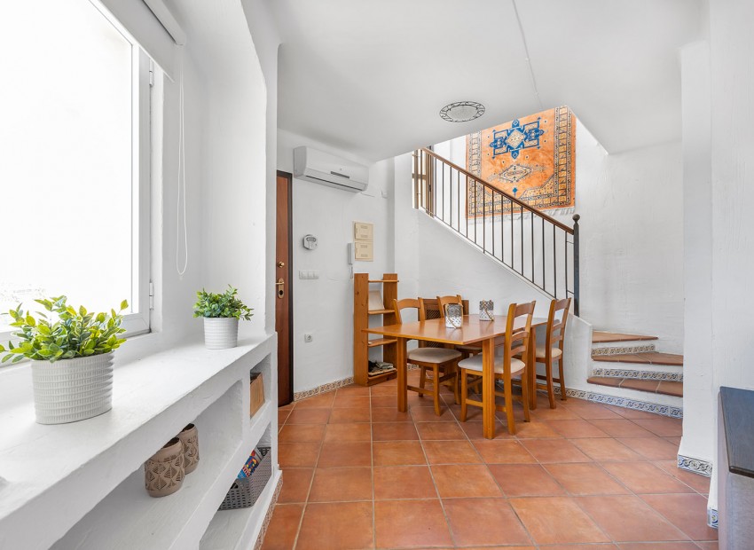 Sale - Apartment -
Torrevieja - Los altos