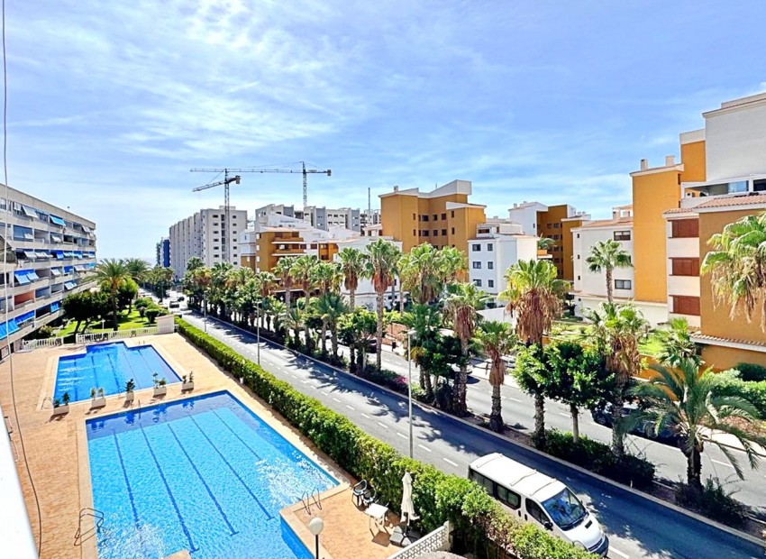 Sale - Apartment -
Torrevieja - Rocio del mar