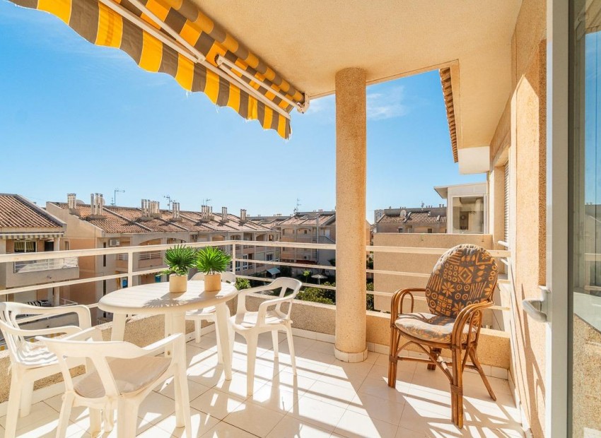 Sale - Flat -
Torrevieja - Los Frutales