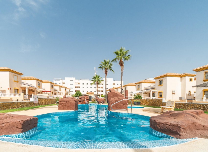 Sale - Ground Floor -
Orihuela Costa - Los Dolses