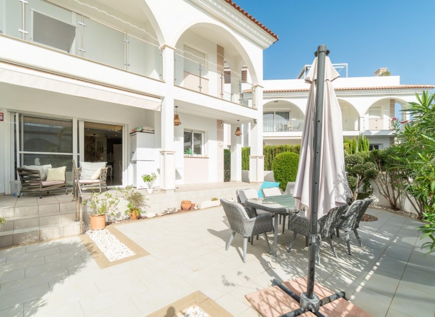 Sale - Ground Floor -
Rojales - Centro de la Ciudad Quesada