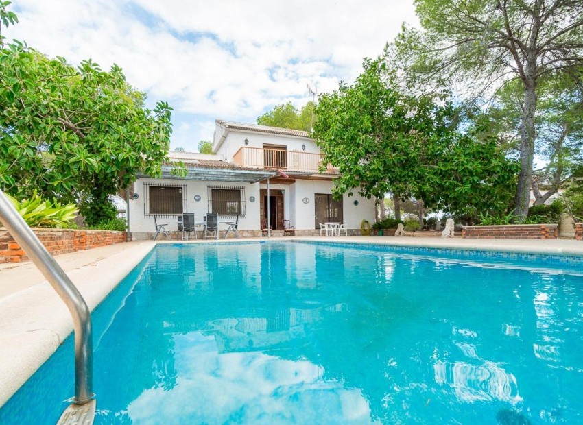 Sale - house -
Pilar de la Horadada - Pinar de Campoverde