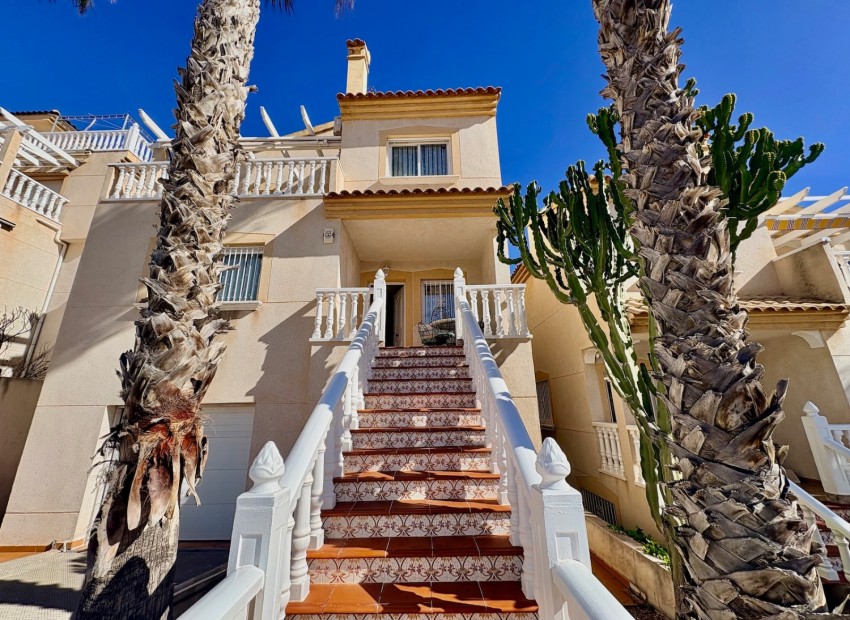 Sale - Single Family Home -
Orihuela Costa - Las Filipinas