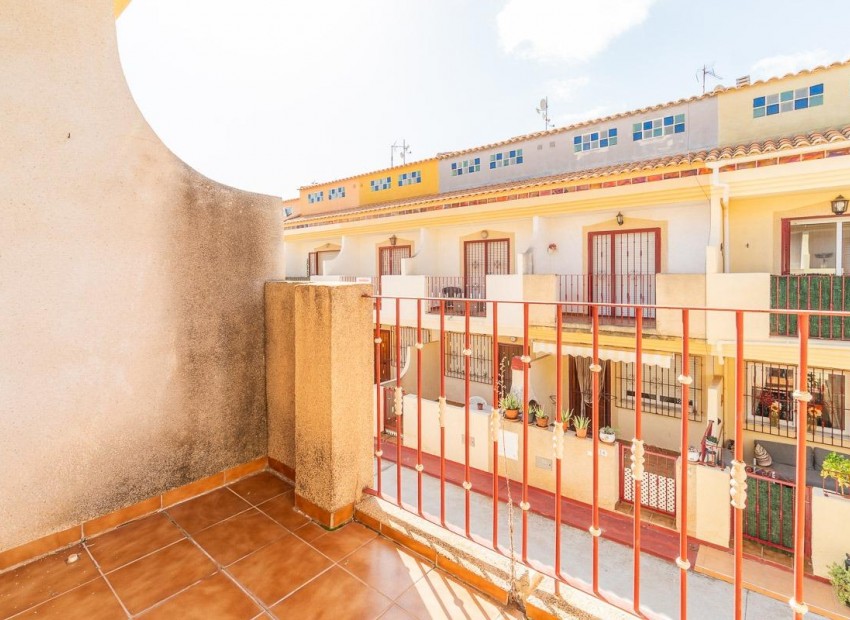 Sale - Terraced house -
Orihuela Costa - Playa Flamenca