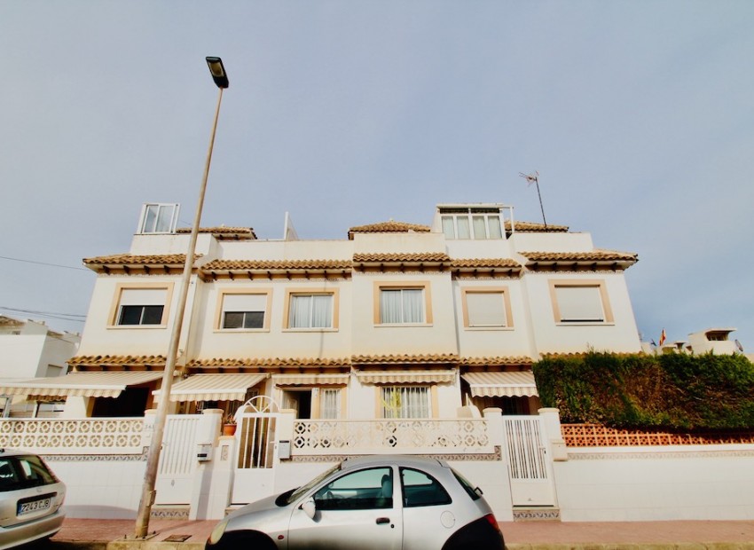 Sale - Townhouse -
La Rosaleda