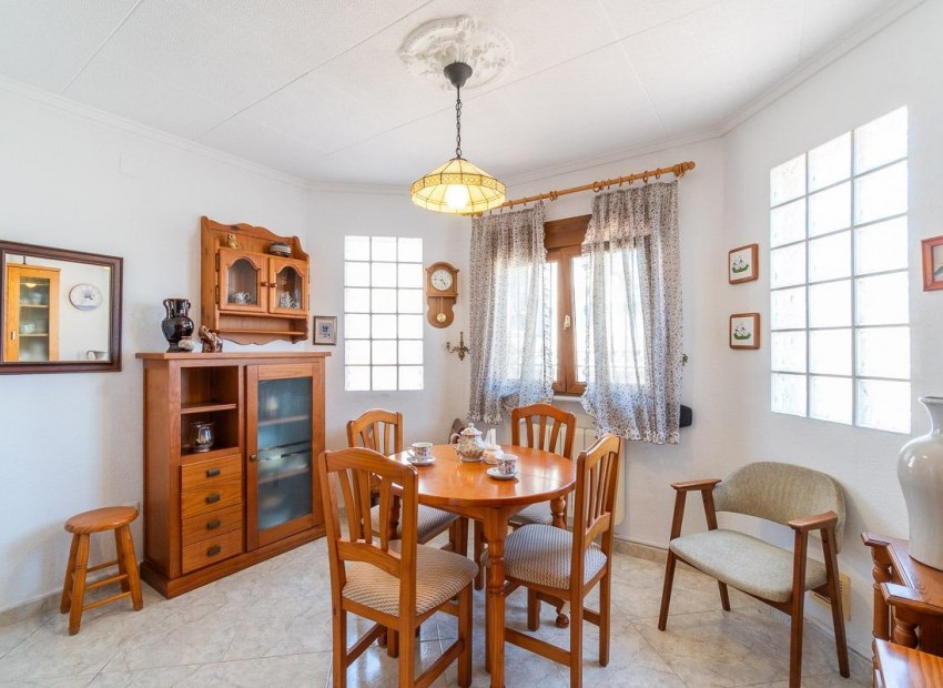 Sale - Villa -
San Fulgencio - La Marina