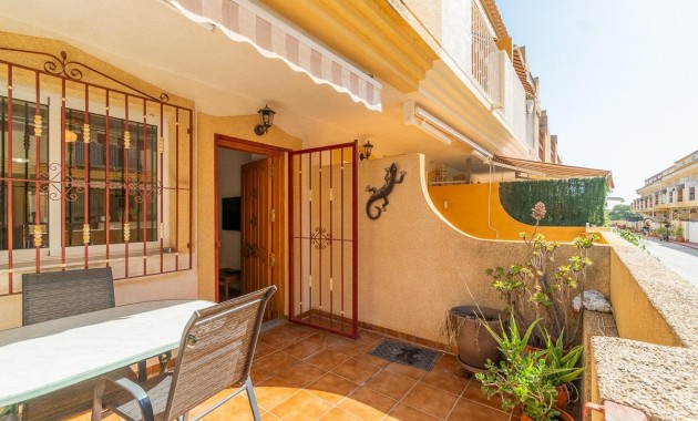 Terraced house - Venta - Orihuela Costa - Playa Flamenca