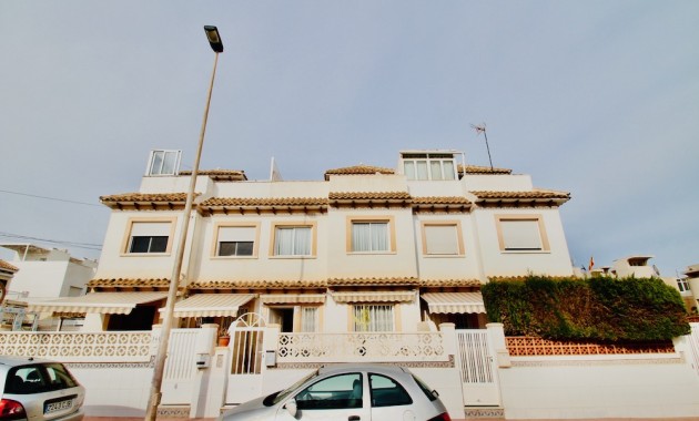 Townhouse - Resale - La Rosaleda -
                La Rosaleda