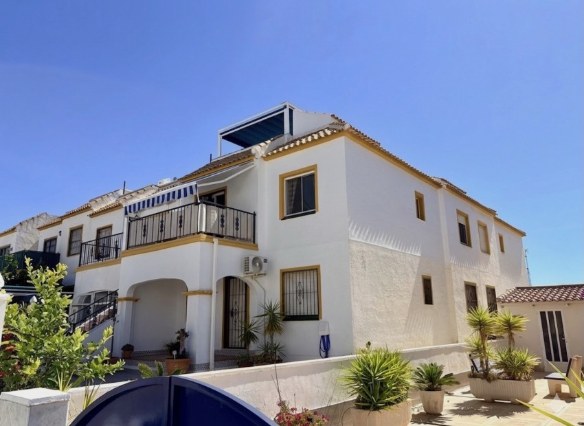 Venta - Apartamento -
Orihuela Costa - Playa Flamenca