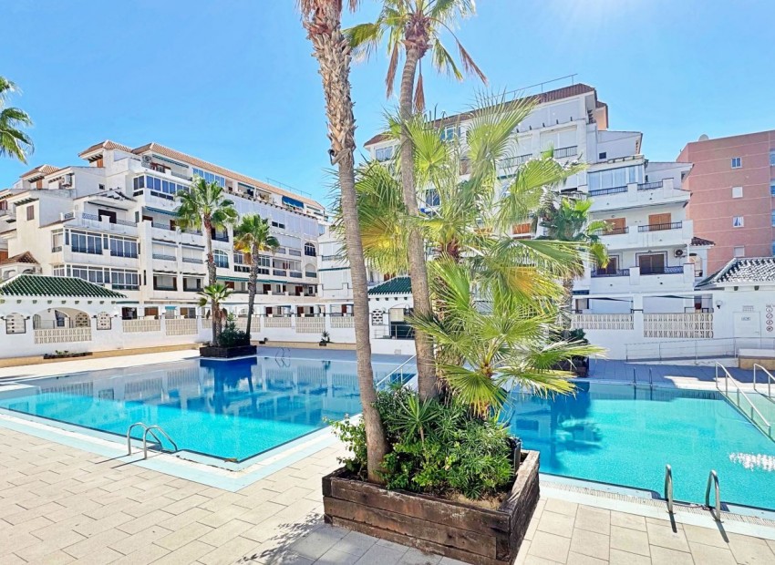 Venta - Apartamento -
Torrevieja - La Mata