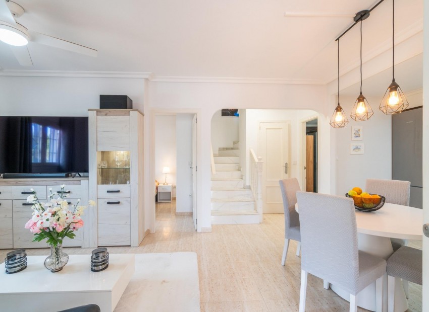 Venta - Chalet -
Orihuela Costa - Zeniamar-Horizonte-La Campana