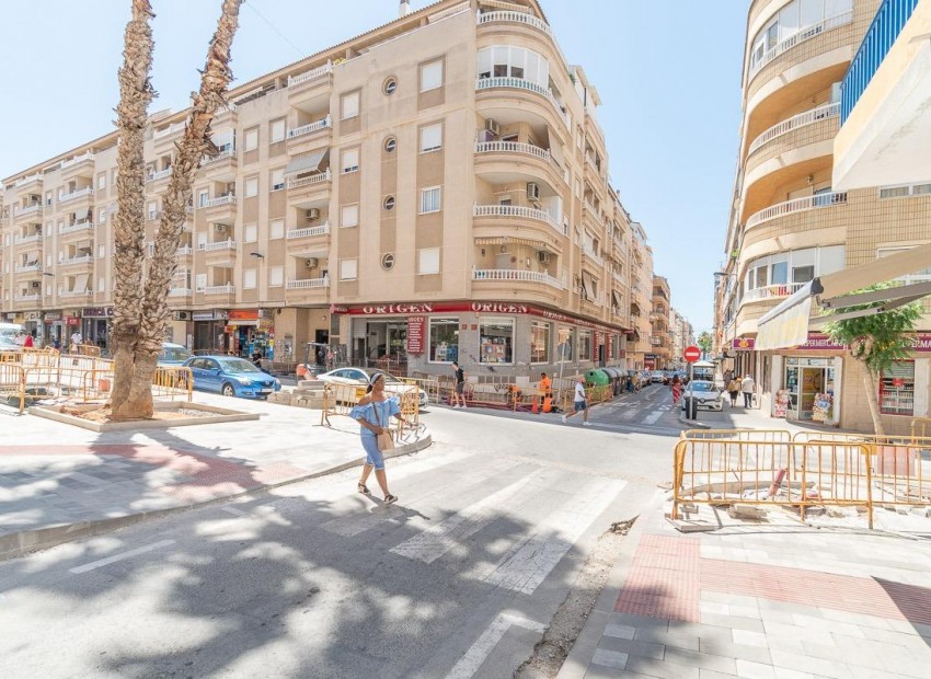 Venta - Flat -
Torrevieja - Centro