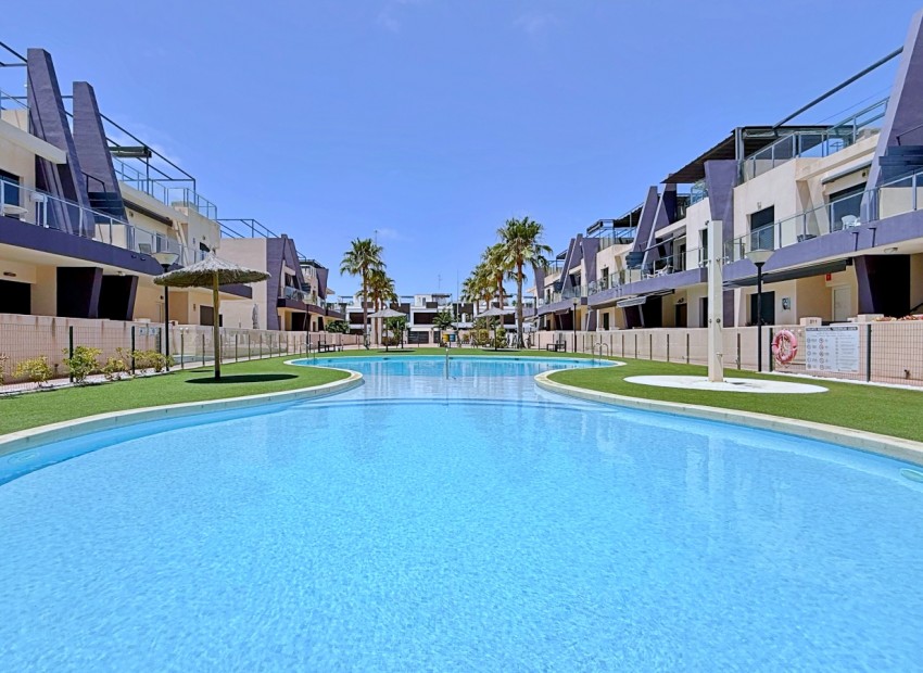 Venta - Penthouse -
Pilar de la Horadada - Torre de la Horadada