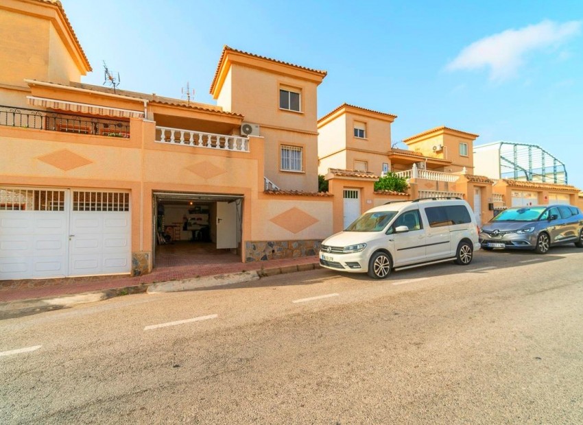 Venta - Semi -
Torrevieja - Los altos