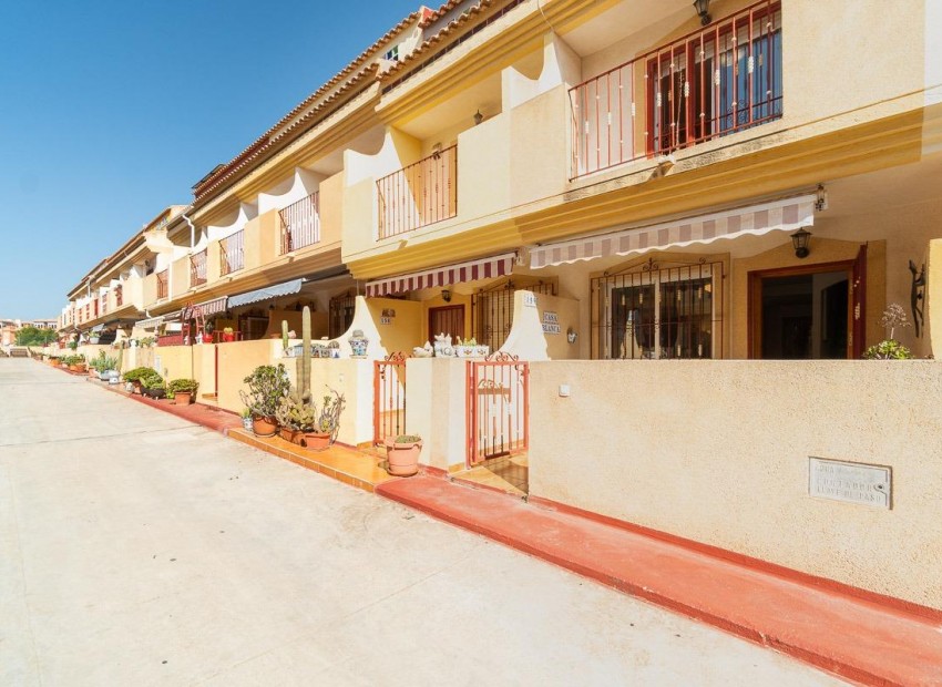 Venta - Terraced house -
Orihuela Costa - Playa Flamenca