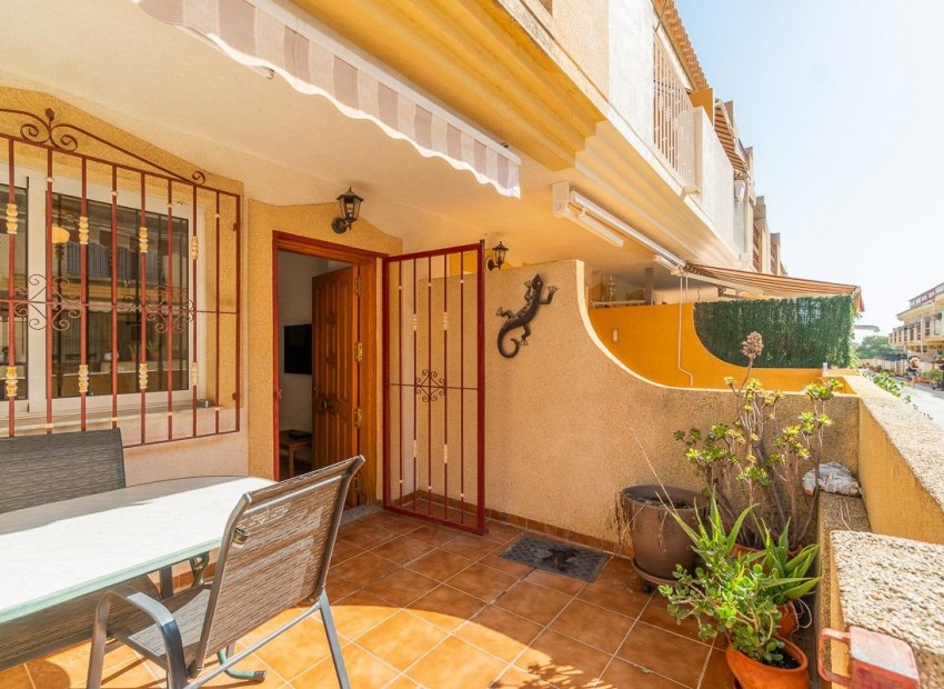 Venta - Terraced house -
Orihuela Costa - Playa Flamenca