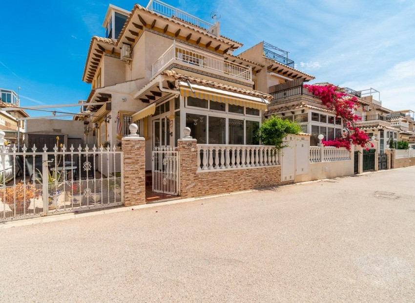 Venta - Terraced house -
Orihuela Costa - Playa Flamenca