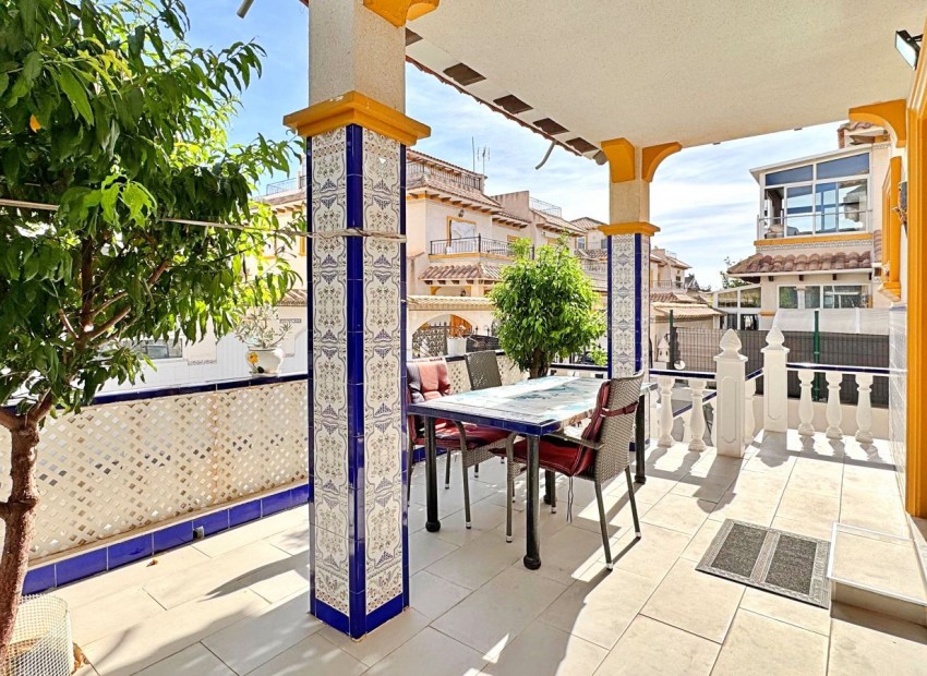 Venta - Townhouse -
Orihuela Costa - La Campana